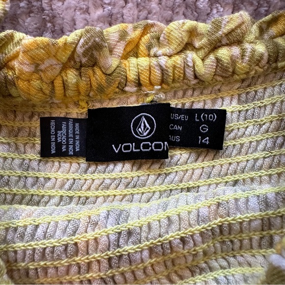 Volcom Wanna Have Sun Smocked Cami - Picture 4 of 9